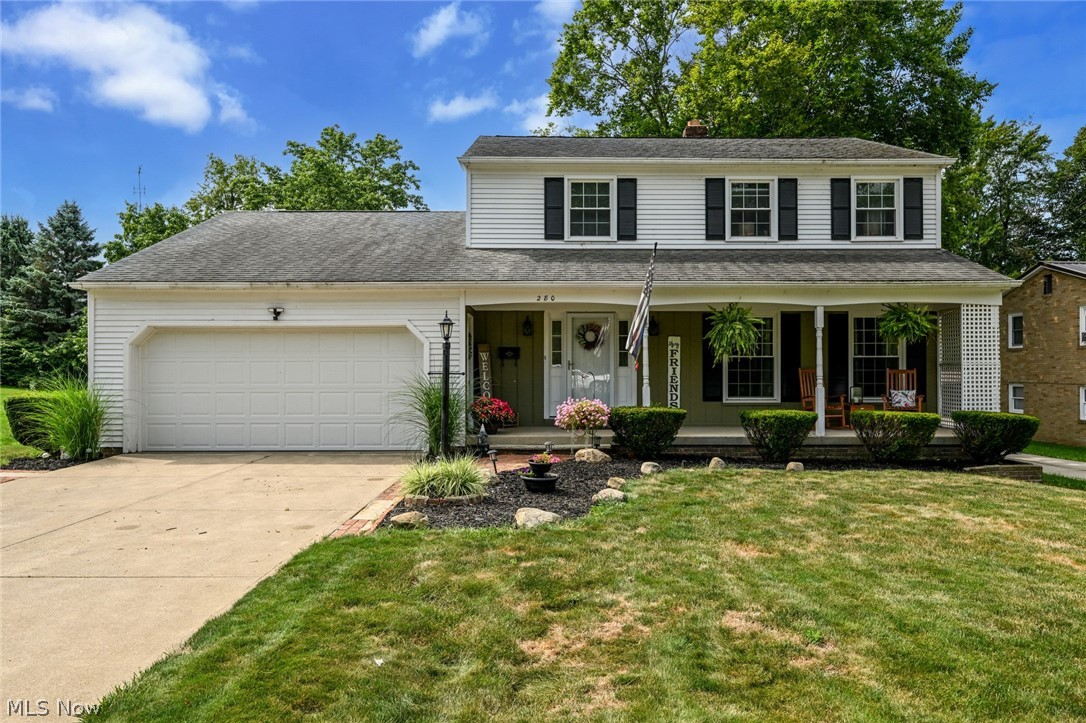 Kennedy St, Louisville, OH 44641