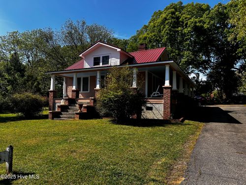 240 E Virginia St, Robbins, NC, 27325-7687 | Card Image