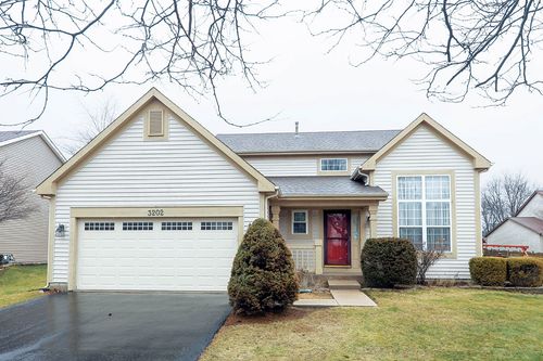 3202 Whitney Rd, Aurora, IL, 60502-7056 | Card Image