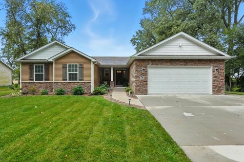 70 N Pearl St, Wheatfield, IN, 46392-7462 | Card Image