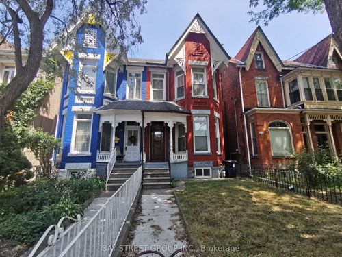 35 Borden St, Toronto, ON, M5S2M8 | Card Image