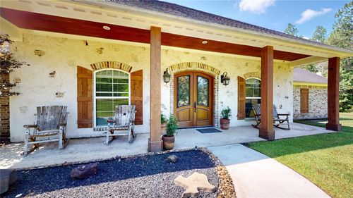8203 Dakota Dr, Lumberton, TX, 77657-6898 | Card Image