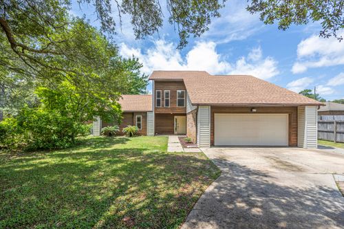 1213 Forest Heights Rd, Fort Walton Beach, FL, 32547-1240 | Card Image