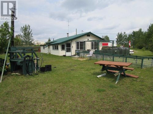 2420 Maple Rd, 70 Mile House, BC, V0K2K1 | Card Image