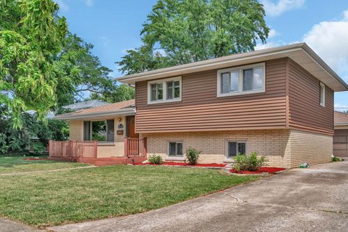 1035 Walter St, Lemont, IL, 60439-3951 | Card Image