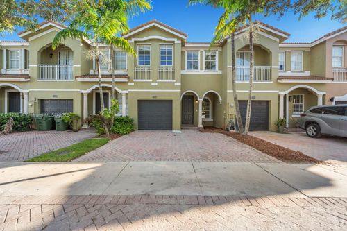 2556 Se 15th Ct, Homestead, FL, 33035-2294 | Card Image