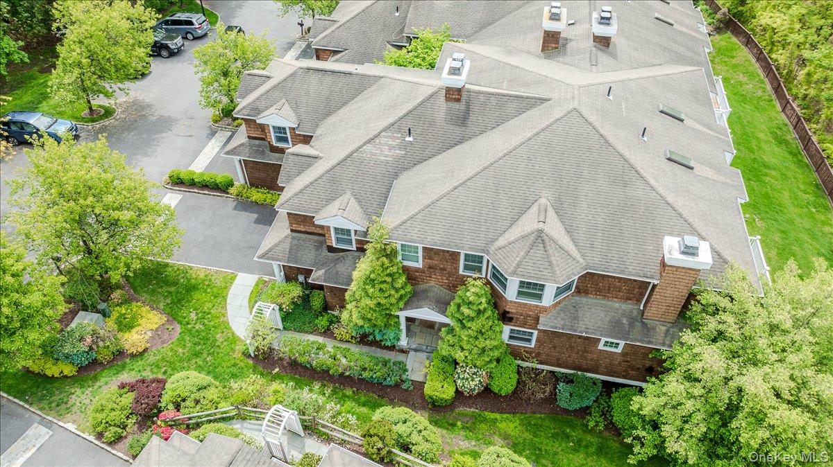 Residential in Greenburgh 4