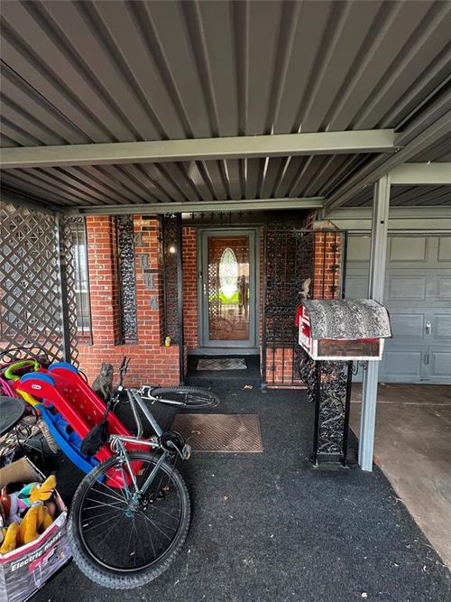 4004 Terry Way, Del City, OK, 73115-2838 | Card Image