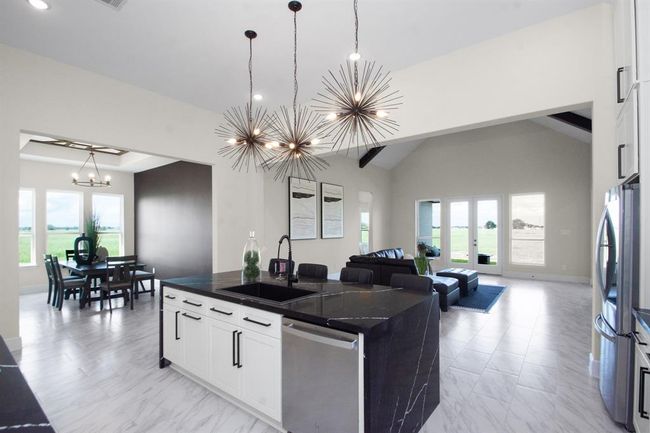 Kitchen | Image 7