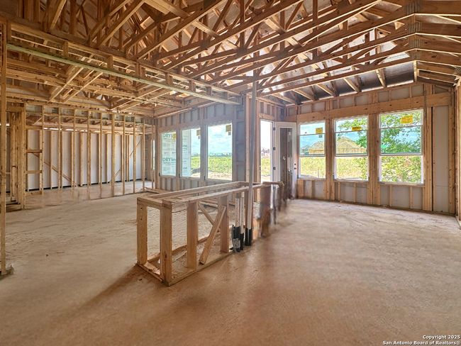 12915 Spur Holw, House other with 3 bedrooms, 3 bathrooms and null parking in Schertz TX | Image 6