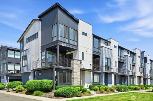 a-21807 24th Ave Se, Bothell, WA, 98021-5110 | Card Image