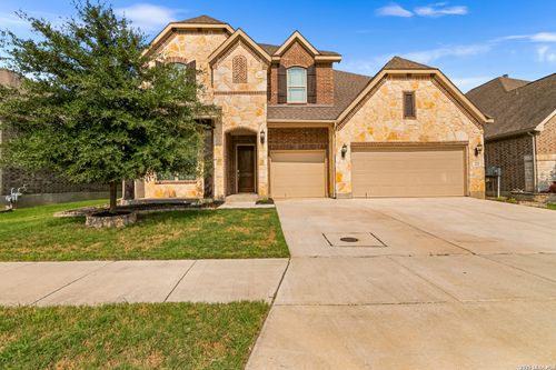 221 Aspen Dr, Boerne, TX, 78006-2880 | Card Image