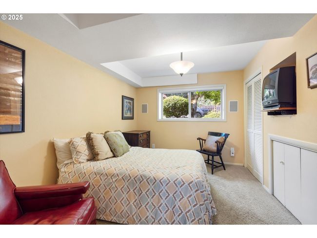 Bedroom-Lower | Image 33