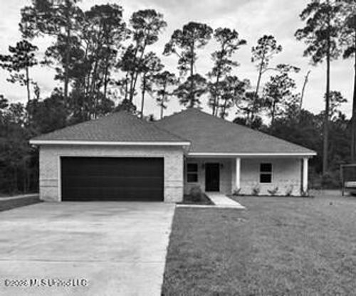 533 Oak St, Ocean Springs, MS, 39564-8925 | Card Image
