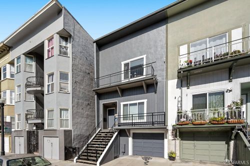 649-647-649 Capp St, San Francisco, CA, 94110-2509 | Card Image
