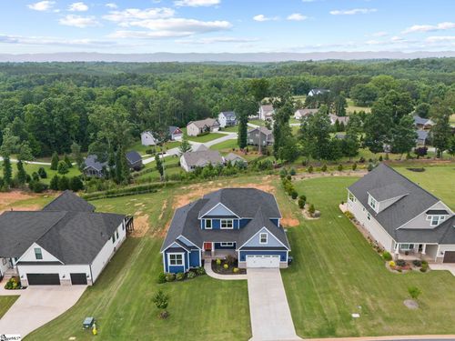 222 Montview Cir, Greenville, SC, 29617-6936 | Card Image