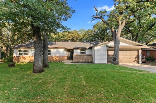 1216 Briarwood Blvd, Arlington, TX, 76013-1514 | Card Image