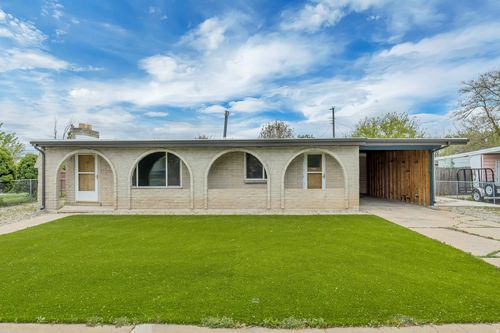 1995 Clyde St, Layton, UT, 84041-1417 | Card Image