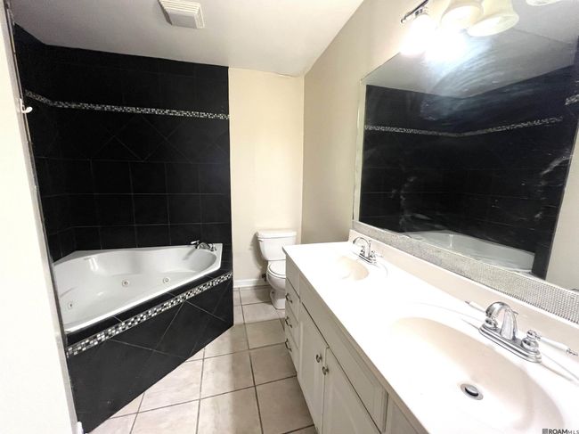 635 Staring Ln, House other with 4 bedrooms, 3 bathrooms and null parking in Baton Rouge LA | Image 13