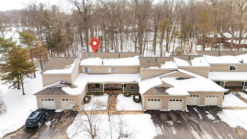 1244 Zimmer Pl, Williamston, MI, 48895-9700 | Card Image