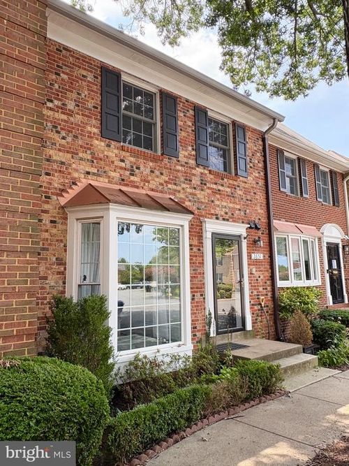 2651 Centennial Ct, ALEXANDRIA, VA, 22311-1303 | Card Image