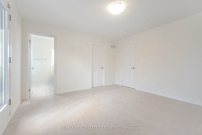 3370 Promenade Thunderbird, House attached with 4 bedrooms, 4 bathrooms and 1 parking in Pickering ON | Image 24