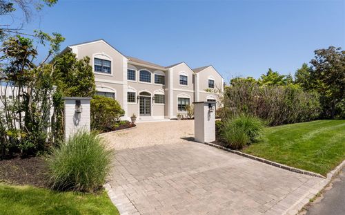 117 Mill Creek Close, Water Mill, NY, 11976-2722 | Card Image