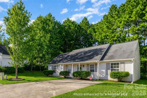 7616 Silver Arrow Dr, Charlotte, NC, 28273-5693 | Card Image