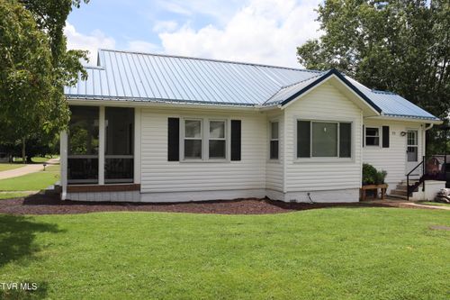172 Harless Ave, Jonesville, VA, 24263-6549 | Card Image