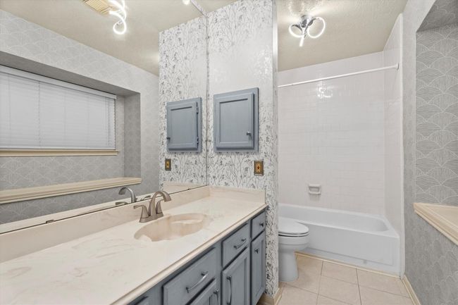 5211 Pimberton Ln, House other with 3 bedrooms, 2 bathrooms and 2 parking in Spring TX | Image 13
