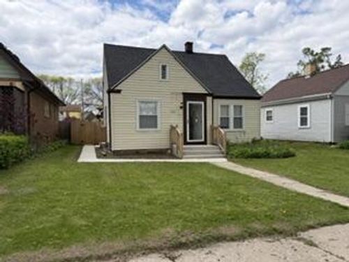 3901 N 37 Street, Milwaukee, WI, 53216 | Card Image