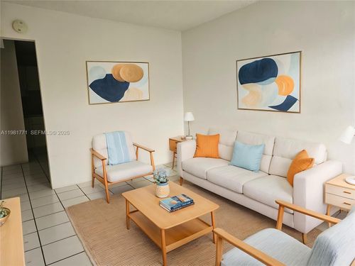 207-6961 W 14th Ct, Hialeah, FL, 33014-4537 | Card Image