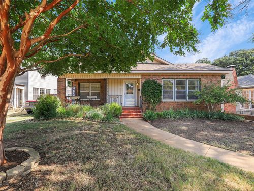 1119 W Walker St, Denison, TX, 75020-2129 | Card Image