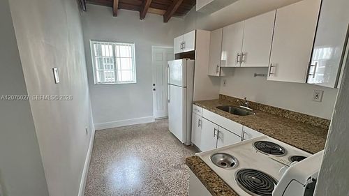 0-2536 Sw 18th St, Miami, FL, 33145-2404 | Card Image