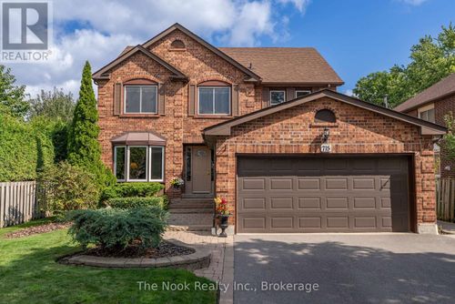 715 Anderson Street, Whitby (Blue Grass Meadows), ON, L1N3W1 | Card Image