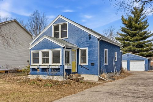 6728 44th Avenue N, Crystal, MN, 55428 | Card Image