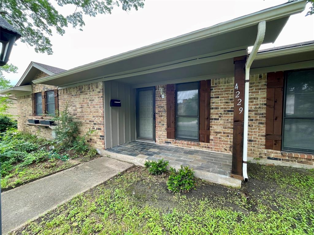 Ashville Dr, Garland, TX 75041