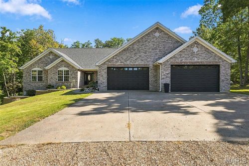 1580 Madre Dr, Foristell, MO, 63348-1058 | Card Image