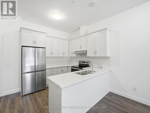 101-30 Hamilton Street S, Hamilton (Waterdown), ON, L8B1V8 | Card Image