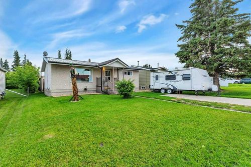 5029 54 Avenue, Rimbey, AB, T0C0M0 | Card Image