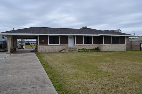 16852 W Main St, Cut Off, LA, 70345-4006 | Card Image