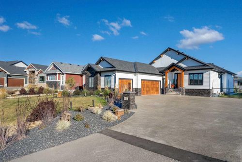 14 Cimarron Estates Gdns, Okotoks, AB, T1S0R1 | Card Image