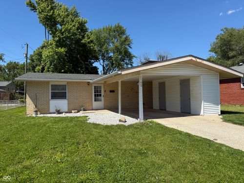 1702 Beechwood Dr, Plainfield, IN, 46168-1821 | Card Image