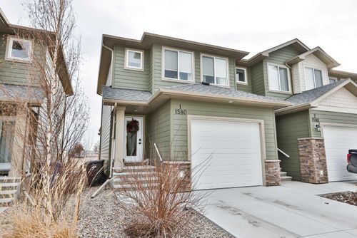 1-1580 Stafford Dr N, Lethbridge, AB, T1H7G8 | Card Image