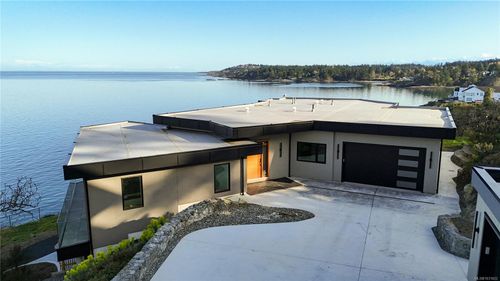 4351 Gordon Head Rd, Victoria, BC, V8N3Y4 | Card Image