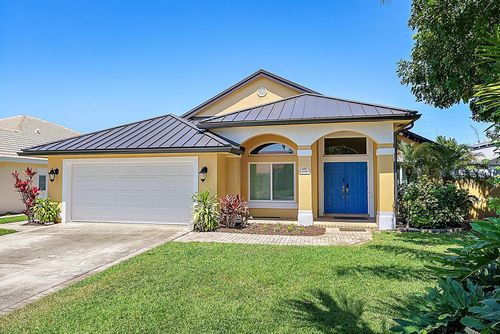 500 N Cypress Dr, Tequesta, FL, 33469-2692 | Card Image