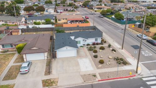 1101 W College Ave, Lompoc, CA, 93436-5114 | Card Image