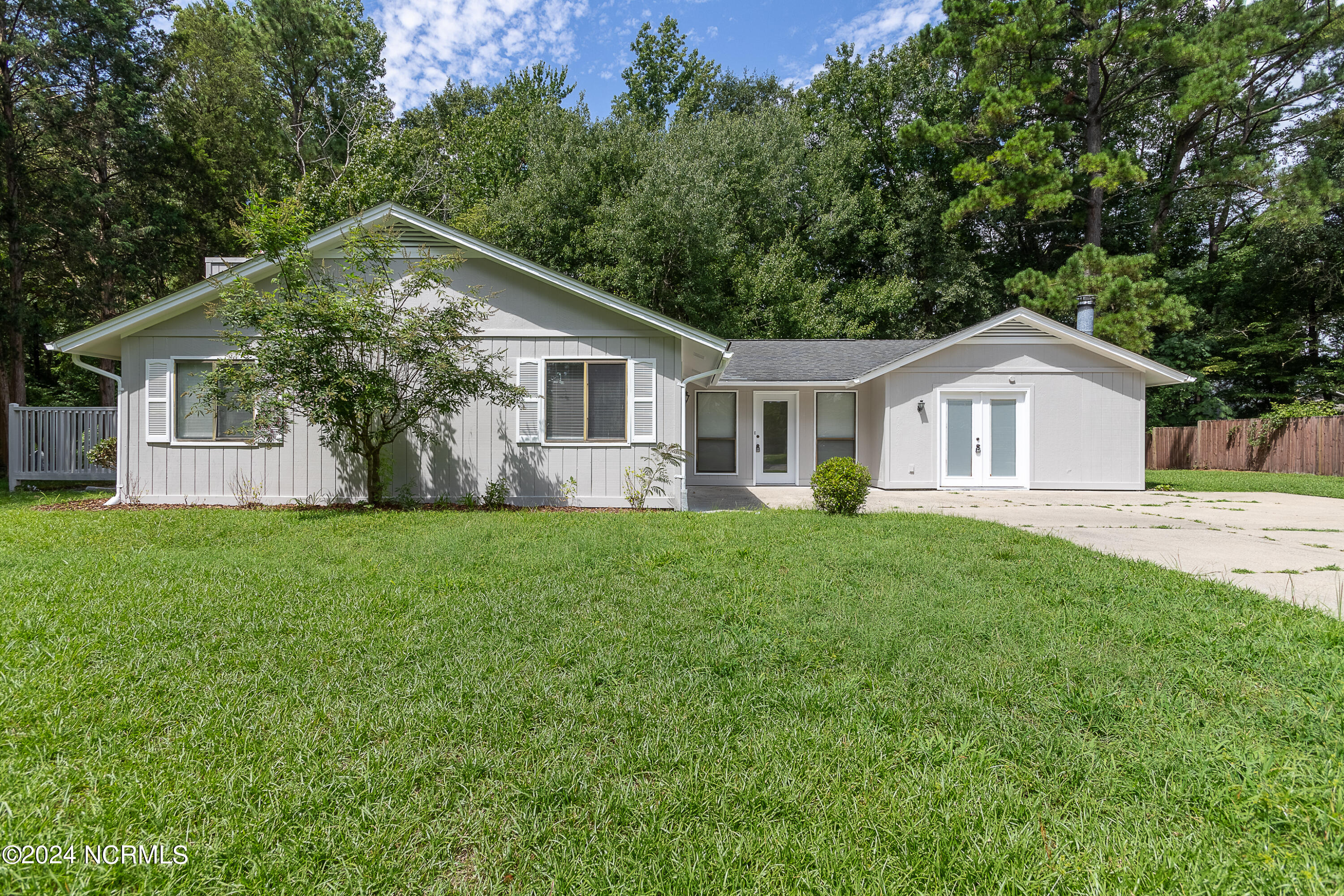Wildwood Dr, New Bern, NC 28562