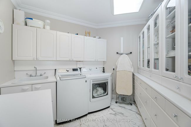 2 Edgeforest Dr, House other with 4 bedrooms, 5 bathrooms and 10 parking in Brampton ON | Image 31