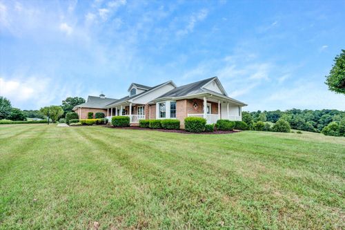 3434 Snow Creek Rd, Martinsville, VA, 24112-8595 | Card Image